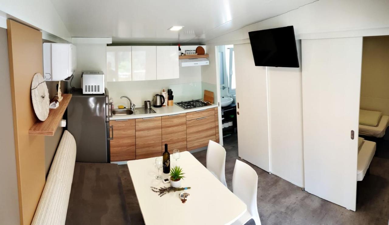 Oaza Mira Mobile Houses - Camp Basko Polje #Bestoffer Baška Voda Extérieur photo