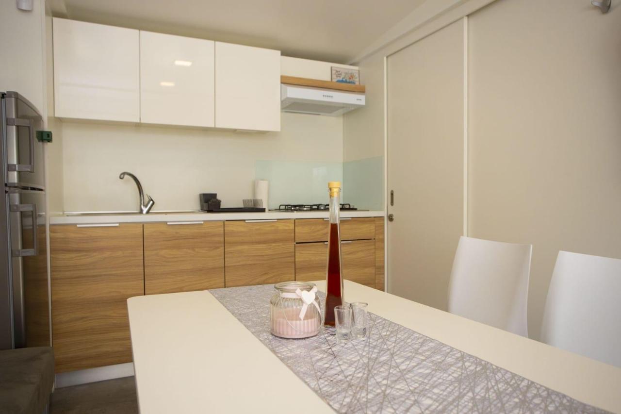 Oaza Mira Mobile Houses - Camp Basko Polje #Bestoffer Baška Voda Extérieur photo