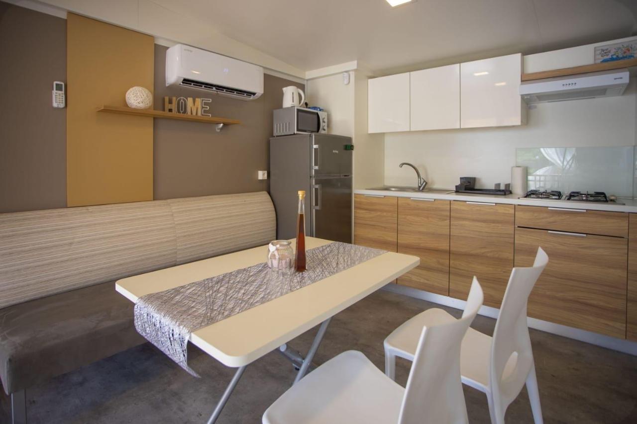 Oaza Mira Mobile Houses - Camp Basko Polje #Bestoffer Baška Voda Extérieur photo