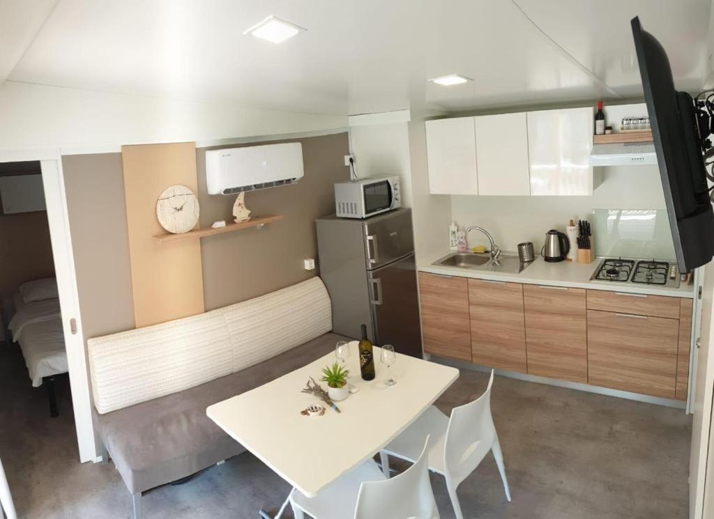 Oaza Mira Mobile Houses - Camp Basko Polje #Bestoffer Baška Voda Extérieur photo